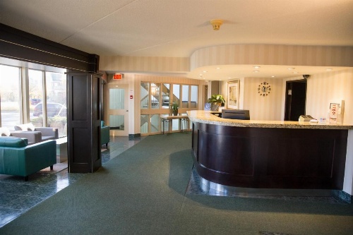 Admiral Inn Hamilton image 10